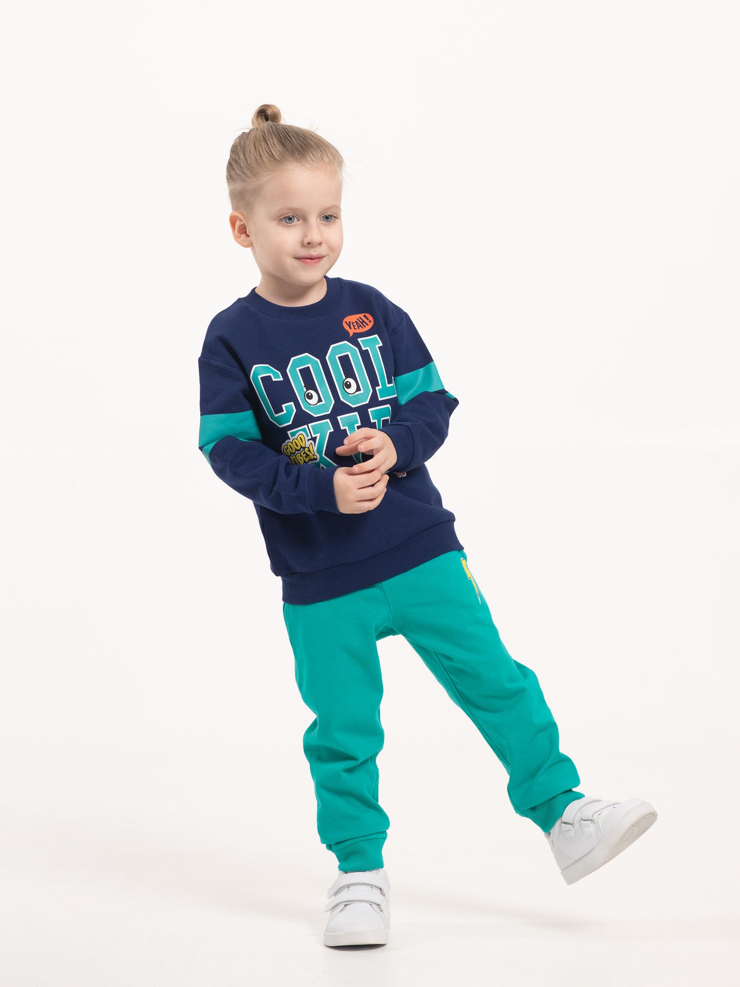 Solid Joggers with Thunderbolt Patch - Green